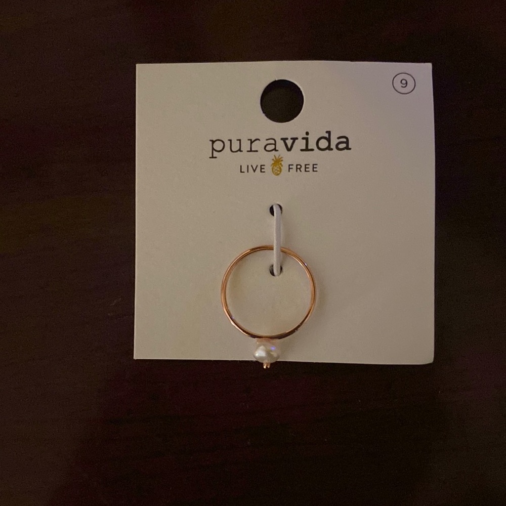 Pura vida pearl ring size 9